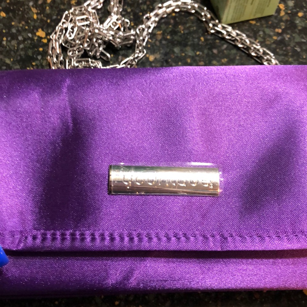 Younique collection purse.